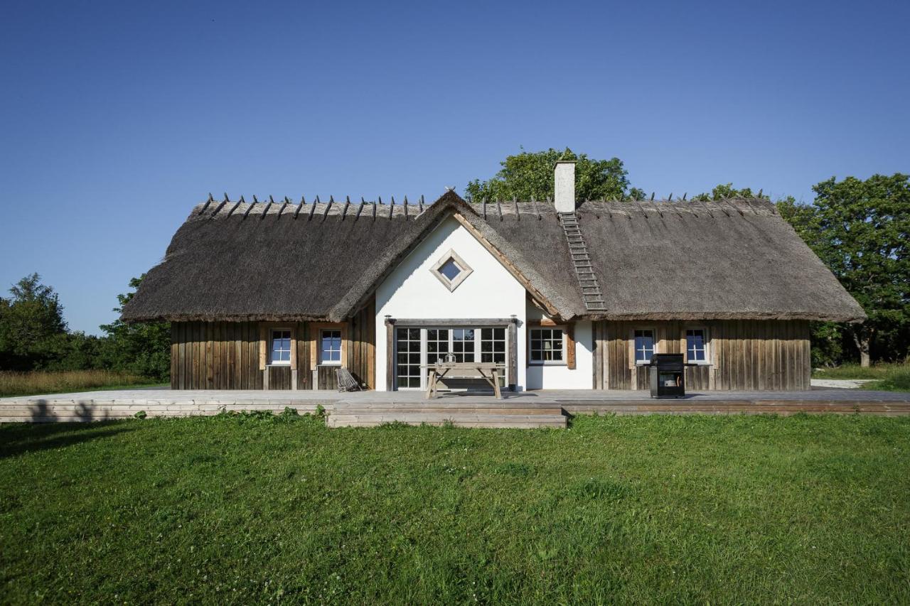 Villa Bumba Liigalaskma Exterior photo